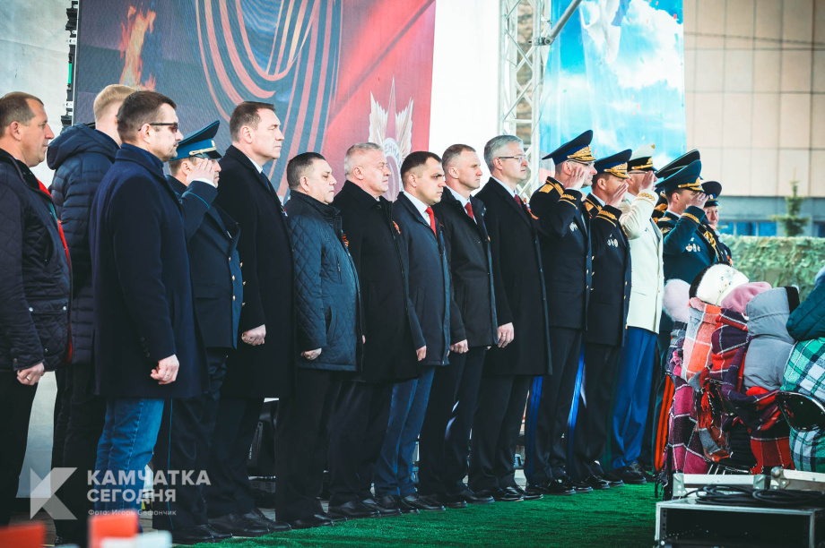 В Петропавловске-Камчатском прошёл военный парад (фоторепортаж). Фото: Игорь Сафончик / ИА «Камчатка». Фотография 21