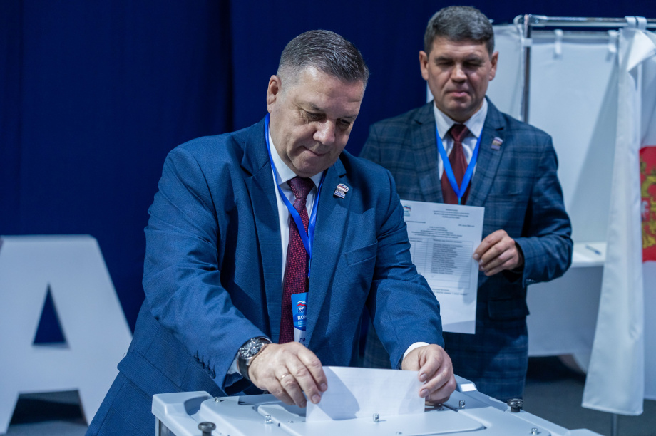 «Единая Россия» утвердила пятёрку лидеров списка на выборах в Заксобрание Камчатки. . Фотография 5