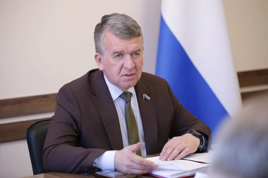 Инициатива об упрощенном изъятии контрафактного алкоголя нашла поддержку у камчатских депутатов. 