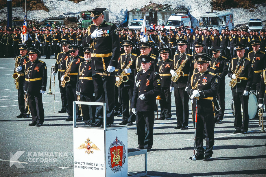В Петропавловске-Камчатском прошёл военный парад (фоторепортаж). Фото: Игорь Сафончик / ИА «Камчатка». Фотография 12