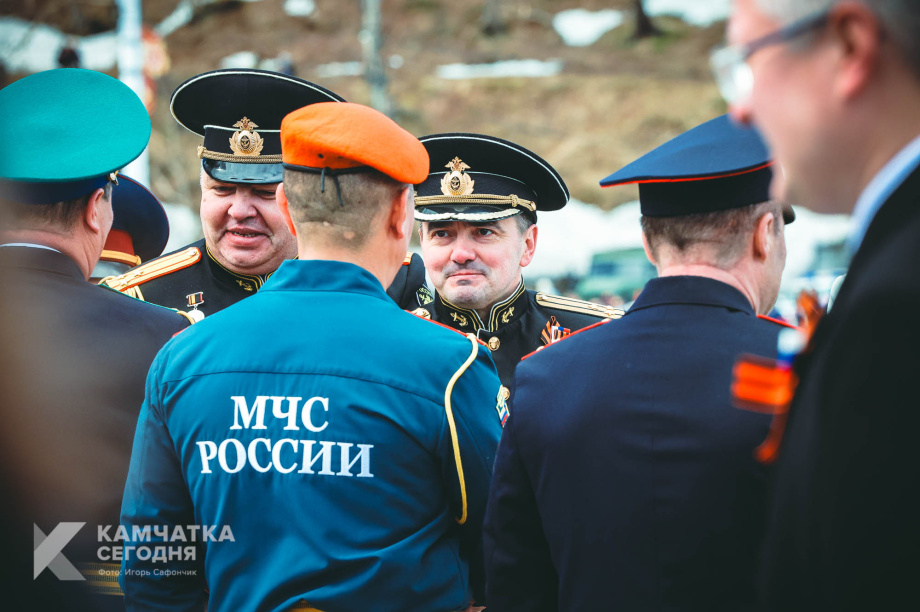 В Петропавловске-Камчатском прошёл военный парад (фоторепортаж). Фото: Игорь Сафончик / ИА «Камчатка». Фотография 76