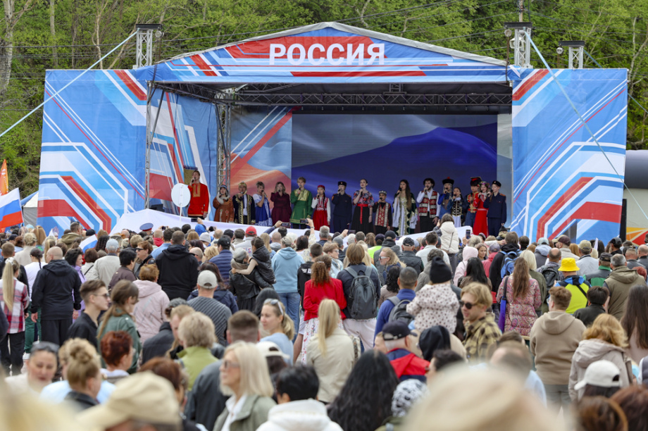 День России отмечают в Петропавловске-Камчатском (фоторепортаж). Фото: «Камчатка Сегодня» \ Игорь Сафончик. Фотография 6