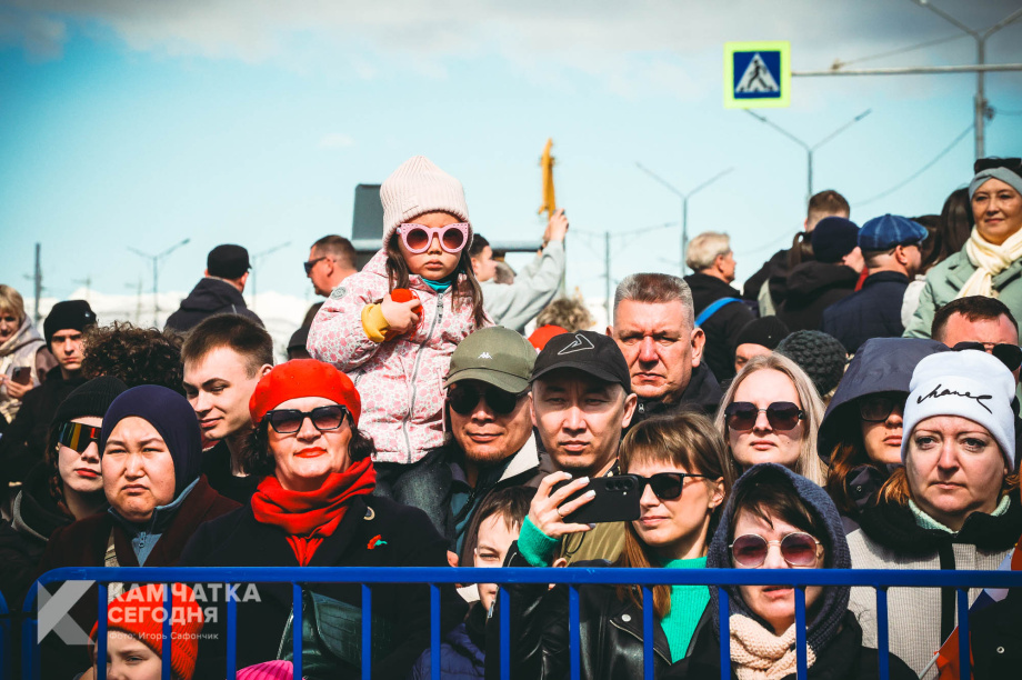 В Петропавловске-Камчатском прошёл военный парад (фоторепортаж). Фото: Игорь Сафончик / ИА «Камчатка». Фотография 59