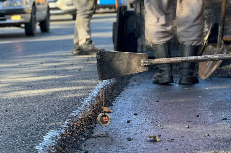 Главную дорогу в камчатской столице заасфальтируют в ближайшие сутки. Фото: kamgov.ru. Фотография 4
