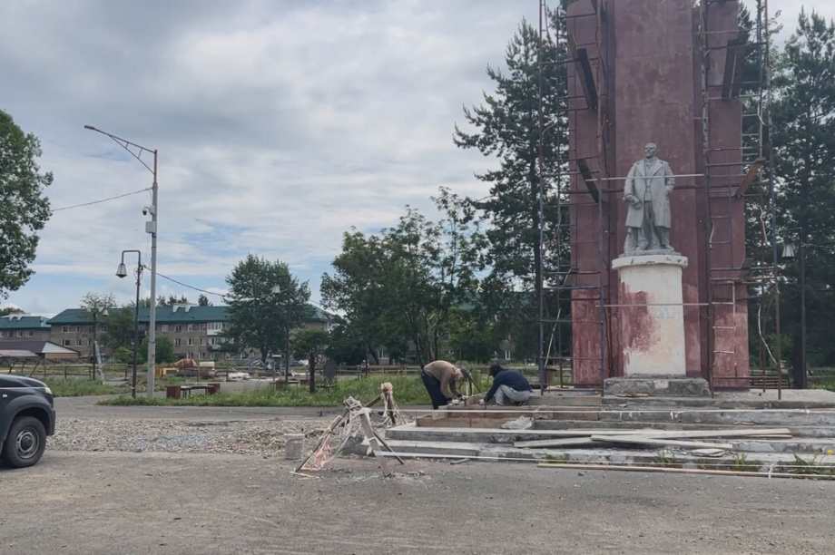 В Мильково на Камчатке завершают благоустройство центральной площади. Фото: kamgov.ru