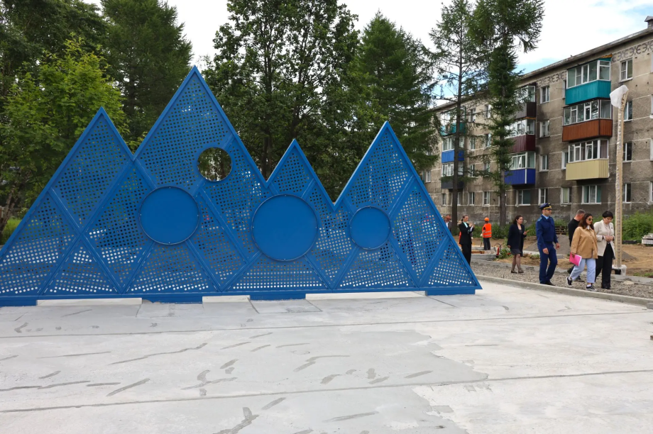 Аллею Доблести и Славы в Елизове расширят новой парковой зоной. . Фотография 4