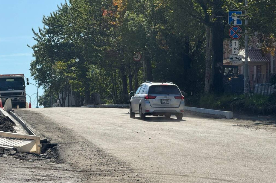 Солодов потребовал срочно усилить подрядчиков на благоустройстве Ленинской в Петропавловске. Фото: kamgov.ru