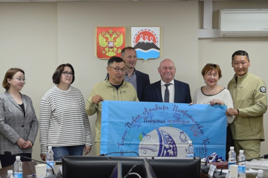 Яхта «Эйва» завершила морской поход по следам экспедиции Беринга на Камчатке. Фото: kamgov.ru. Фотография 4