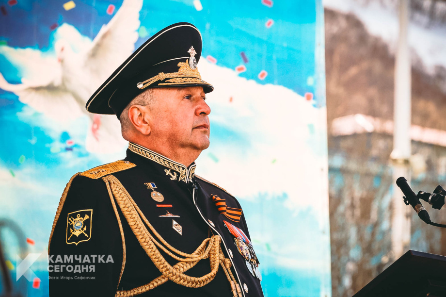 В Петропавловске-Камчатском прошёл военный парад (фоторепортаж). Фото: Игорь Сафончик / ИА «Камчатка». Фотография 29