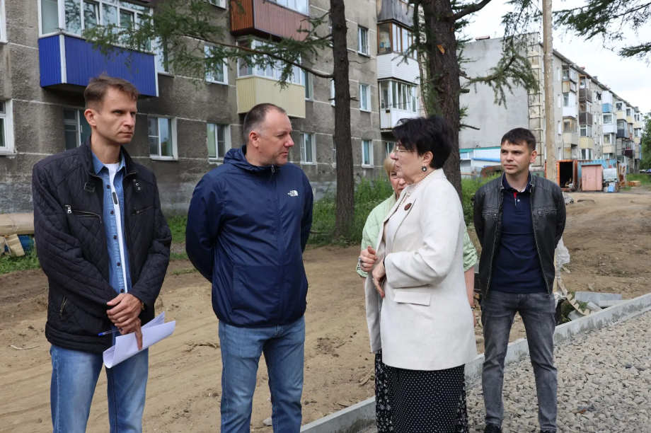 Аллею Доблести и Славы в Елизове расширят новой парковой зоной. . Фотография 2