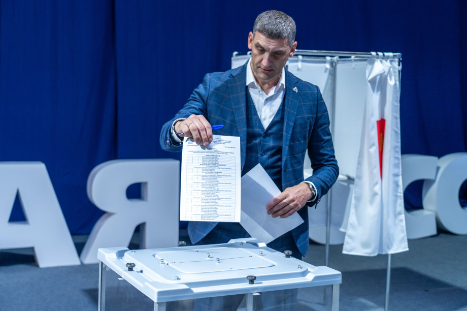 «Единая Россия» утвердила пятёрку лидеров списка на выборах в Заксобрание Камчатки. . Фотография 13