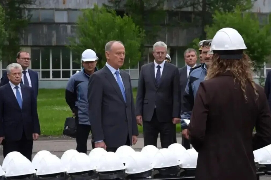 Николай Патрушев посетил Камчатку с рабочей поездкой. . Фотография 2